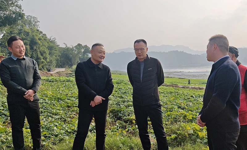 市生态环境局赴帮扶村调研乡村振兴工作
